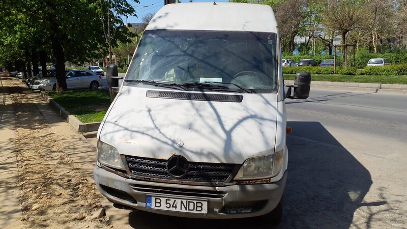 Mercedes-Benz 